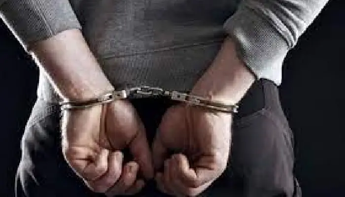 Pimpri Chinchwad Police | Pimpri: Three arrested including two criminals; pistol, two guns seized