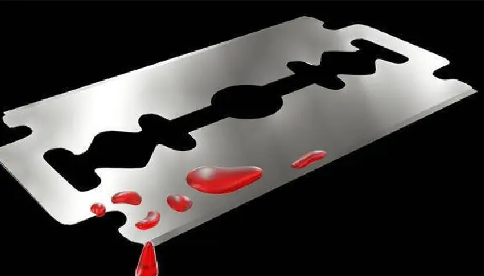 Pune Crime News | Pune: A rickshaw driver who refused fare was stabbed with a blade, three arrested including a young woman