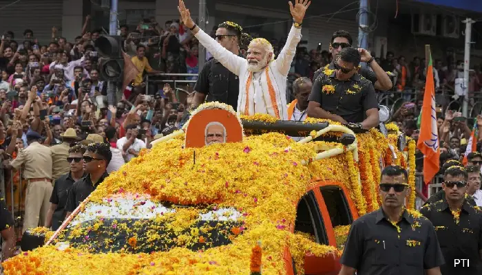 PM Modi Road Show In Pune | Prime Minister Narendra Modi's 'road show' and campaign meeting for Muralidhar Mohol will also be held in Pune