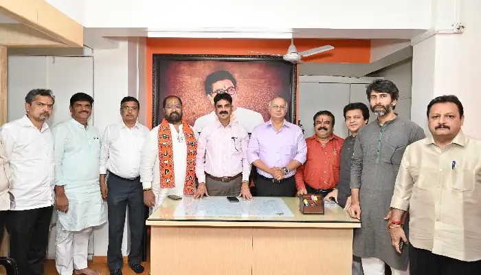 Raj Thackeray Sabha For Murlidhar Mohol | MNS President Raj Thackeray held a public meeting on Friday to campaign for BJP Mahayuti Alliance candidate Muralidhar Mohol